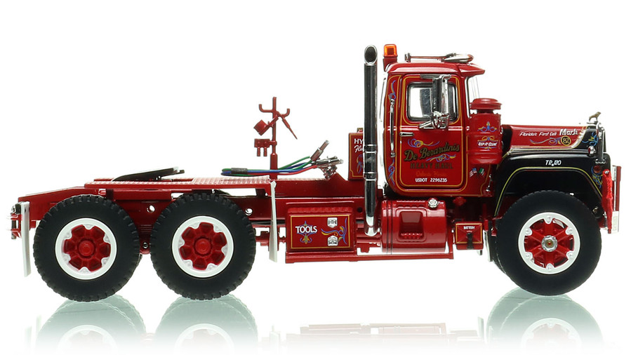Heavy Haul Replicas DeBerardinis Heavy Haul 1988 Mack RD 686SX