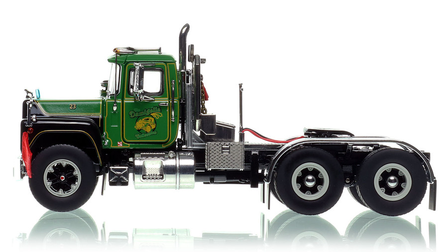 Heavy Haul Replicas Damigella Collection Mack R600 tandem axle tractor