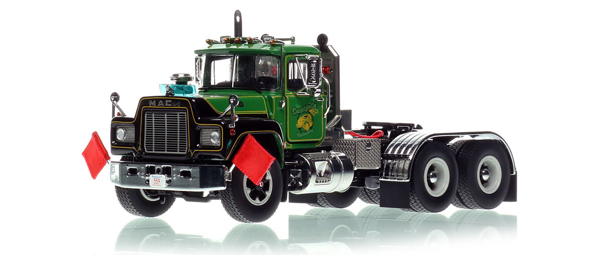 1:50 scale diecast model of  Damigella Collection 1978 Mack R600 tandem axle tractor