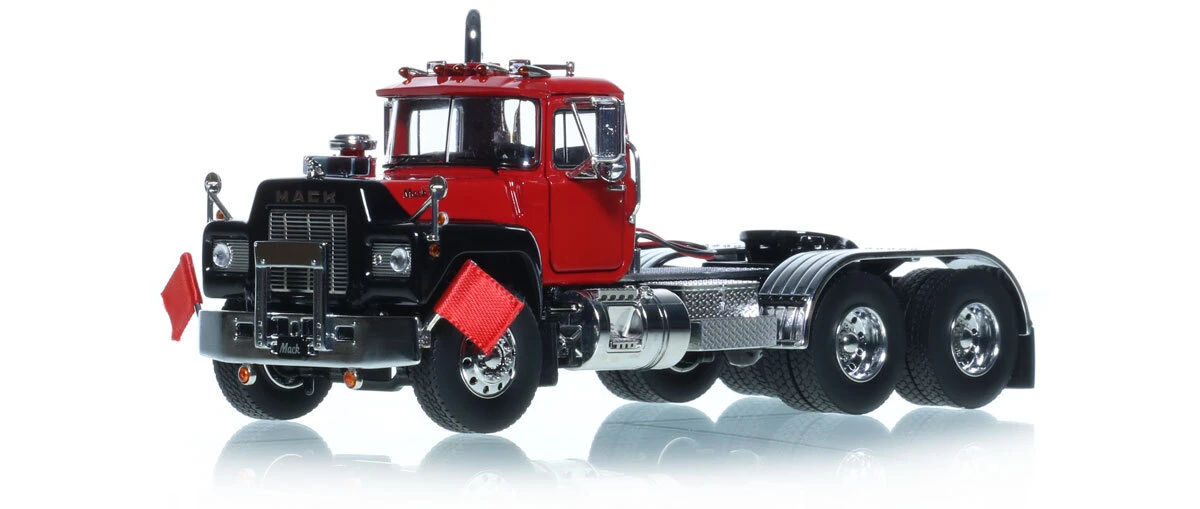 1:50 scale diecast model of  Mack R600 Tandem Axle Tractor - 