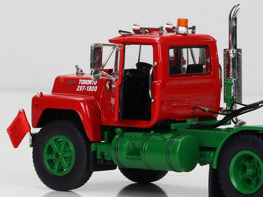 1:50 scale diecast model of G.M. Smith Mack R600 Tandem Axle Tractor