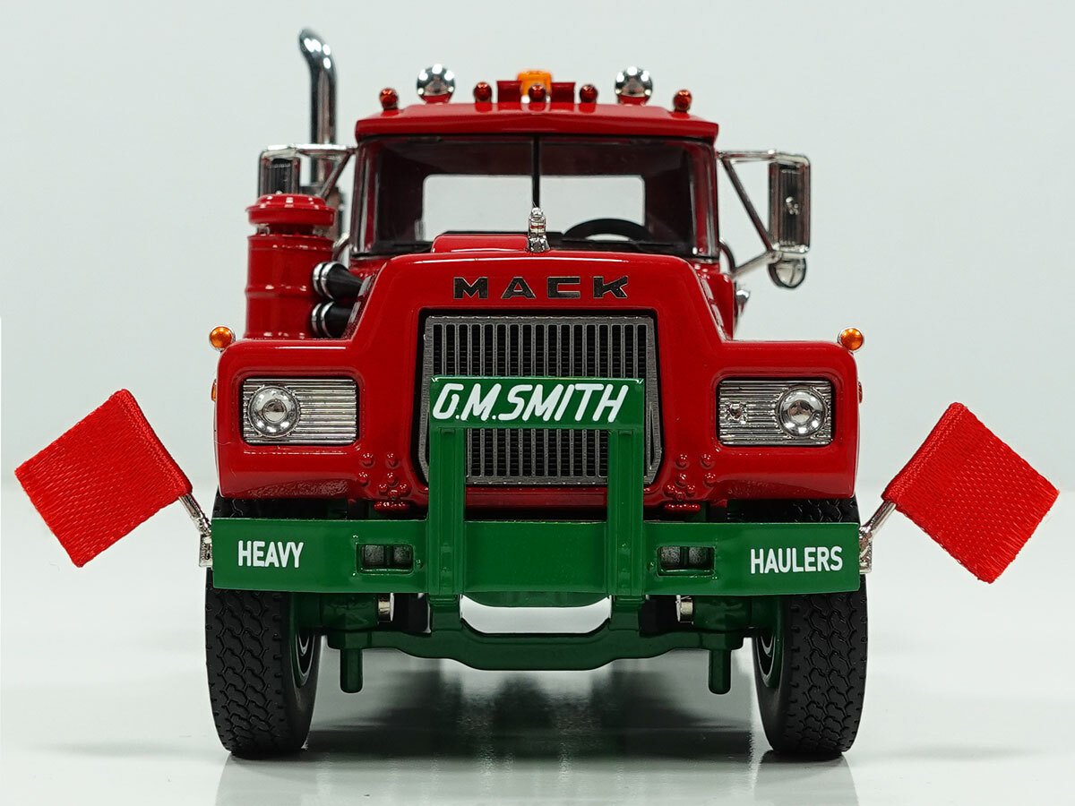 1:50 scale diecast model of G.M. Smith Mack R600 Tandem Axle Tractor