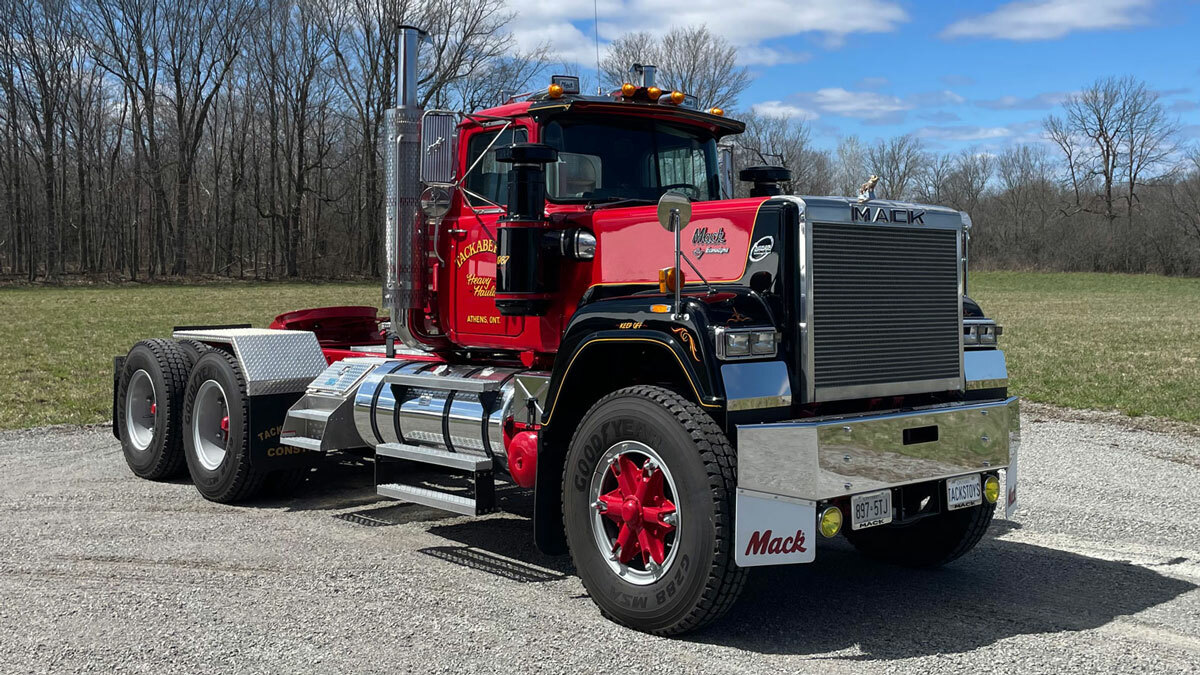 Tackaberry's Heavy Hauling 1987 Mack Superliner Tandem Axle Tractor