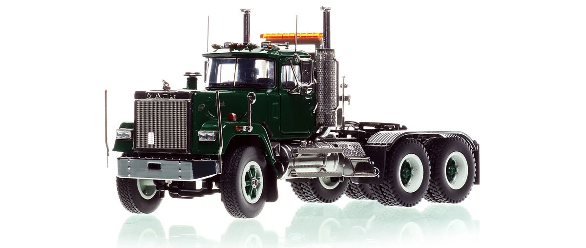 1:50 scale diecast model of  Mack Superliner Heavy Spec Tandem Axle Tractor - Green 6005 over Black