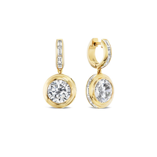 Shield-diamond-drop-earrings-with-baguettes