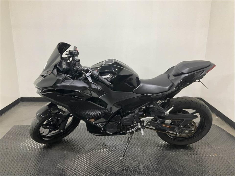451cc 2024 Kawasaki Ninja 500 Sport Bike