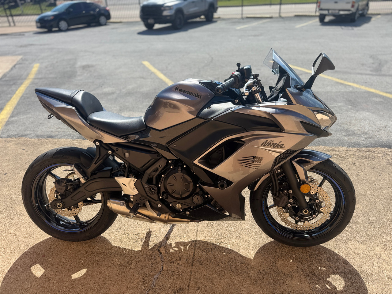 2021 Kawasaki Ninja 650 EX650NMFNL – Specs, Features & Review