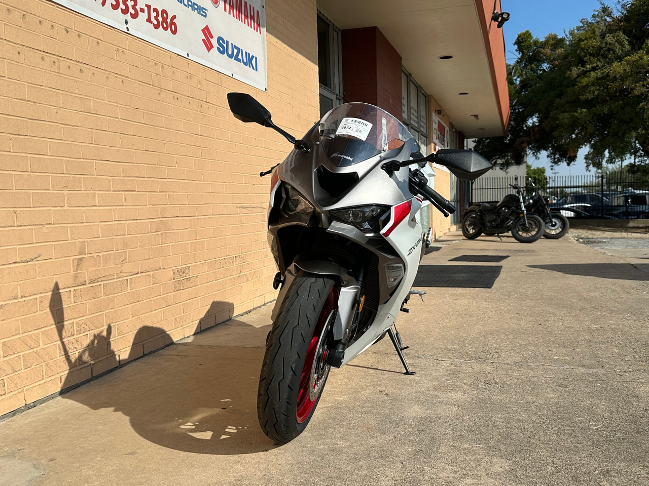 2025 Kawasaki Ninja ZX-6R 636cc Supersport