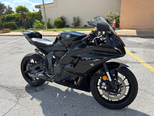 Pre-Owned 2023 Yamaha YZF-R7 – 689cc Supersport Motorcycle