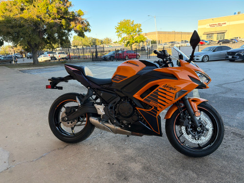 Pre-Owned 2025 Kawasaki Ninja 650 ABS – 649cc Sport Motorcycle