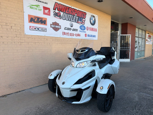 Spyder RT SE6 three-wheeled roadster