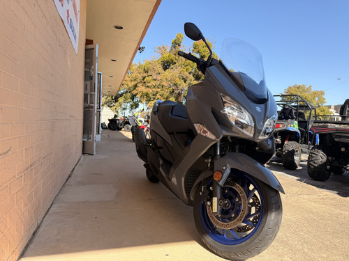 Pre-Owned 2023 Suzuki Burgman 400 – Premium 400cc Maxi Scooter
