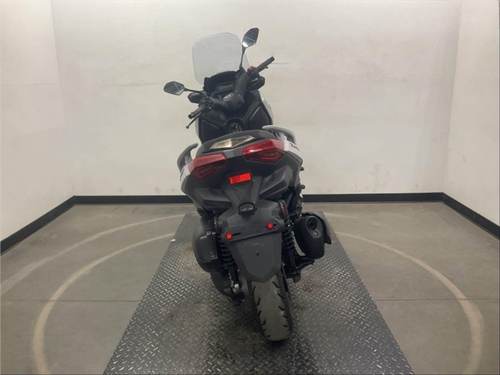 Pre-Owned 2023 Yamaha XMAX – Premium 300cc Sport Scooter