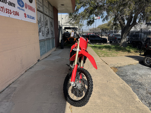 Pre-Owned 2024 Honda CRF450R Motocross Dirt Bike 450cc Fuel Injected Race Motorcycle