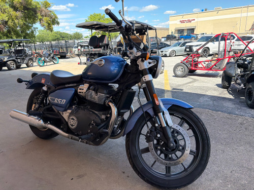 Pre-Owned 2024 Royal Enfield Super Meteor 650 – 648cc Cruiser Motorcycle with ABS