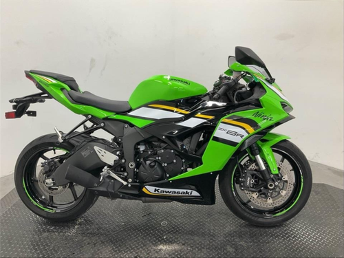Pre-Owned 2025 Kawasaki Ninja ZX-6R KRT (ABS) – 636cc Supersport Motorcycle