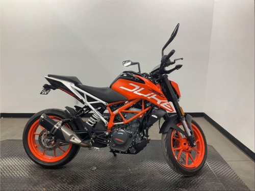 Pre-Owned 2018 KTM 390 Duke – 373cc Naked Sport Motorcycle | Lightweight, ABS & Aggressive Styling
