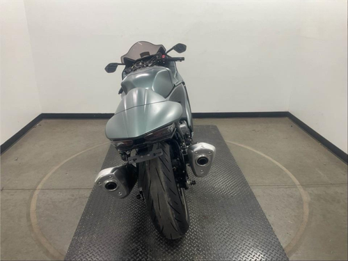 Pre-Owned 2025 SUZUKI GSX1300RRKM5 Hayabusa – 1340cc Hyper Sport Motorcycle