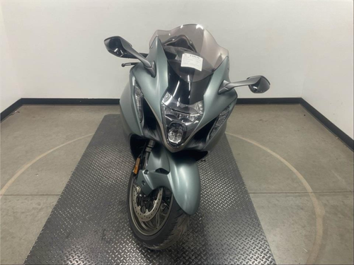 Pre-Owned 2025 SUZUKI GSX1300RRKM5 Hayabusa – 1340cc Hyper Sport Motorcycle