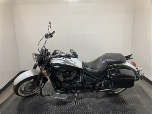 Pre-Owned 2022 Kawasaki Vulcan 900 Classic for Sale – 903cc Cruiser Motorcycle with EFI