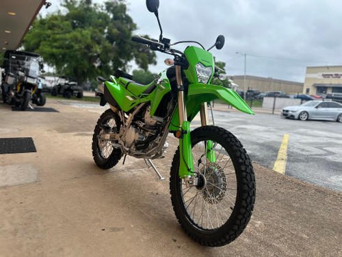 Pre-Owned 2025 KAWASAKI KLX300 – 292cc Dual-Sport Motorcycle
