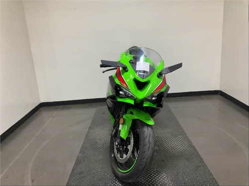 Pre-Owned 2024 KAWASAKI Ninja ZX-6R KRT (ZX636KRFAL) – 636cc Supersport Motorcycle