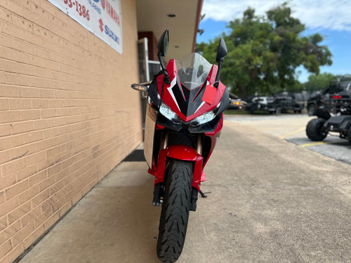 Pre-Owned 2023 HONDA CBR500R ABS – 471cc Sport Motorcycle | Twin-Cylinder, Slipper Clutch & LED Lighting