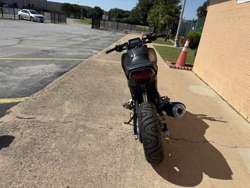 Pre-Owned 2025 HONDA GROM – 124cc Mini Motorcycle | 5-Speed Manual, LED Lighting & Fun Urban Performance