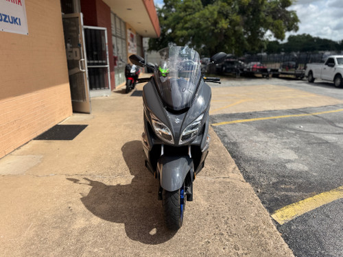 Pre-Owned 2023 SUZUKI Burgman 400 – 400cc Maxi Scoote