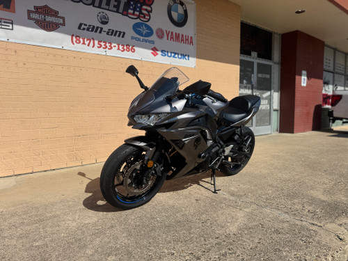 Pre-Owned 2021 Kawasaki Ninja 650 (EX650NMFNL) – 649cc Sport Motorcycle with ABS