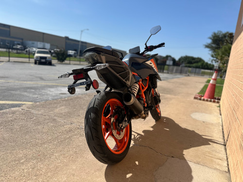 2024 KTM 390 Duke – 399cc Naked Sport Motorcycle
