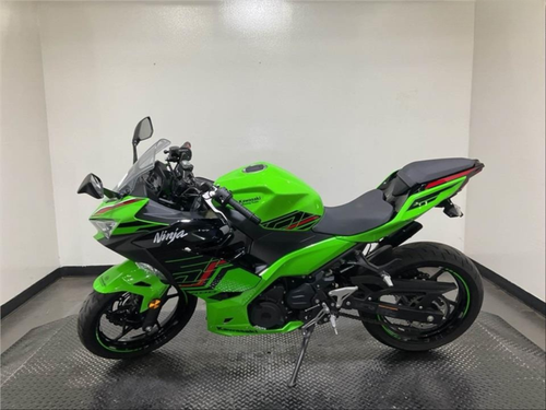 Pre-Owned 2023 Kawasaki Ninja 400 KRT (ABS) – 399cc Sport Motorcycle