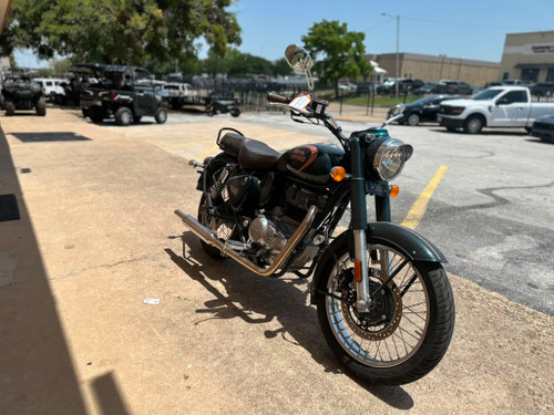 Pre-Owned 2024 Royal Enfield Classic 350 – 349cc Retro Cruiser Motorcycle