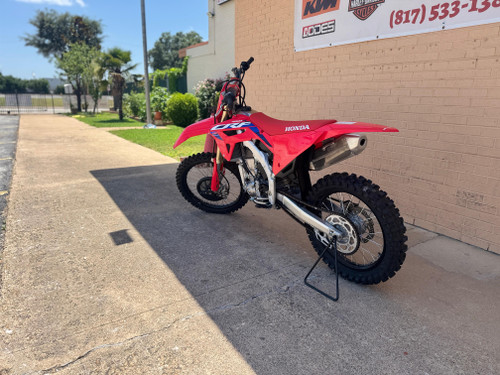 Pre-Owned 2023 Honda CRF450R – 449cc Motocross Motorcycle