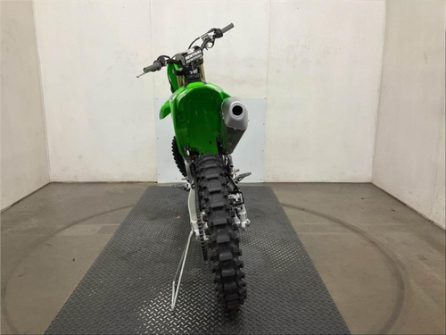 Pre-Owned 2025 Kawasaki KX250 (KX252ESFNN) – 249cc Motocross Competition Dirt Bike