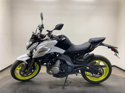 Pre-Owned 2022 CFMOTO 650NK – 649cc Naked Sport Motorcycle