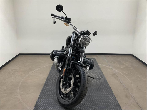Pre-Owned 2023 BMW R 18 – 1,802cc Boxer-Twin Cruiser Motorcycle
