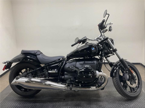 Pre-Owned 2023 BMW R 18 – 1,802cc Boxer-Twin Cruiser Motorcycle