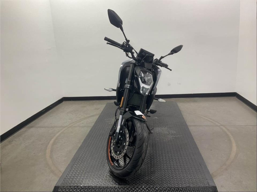 Pre-Owned 2023 CFMOTO 300NK – 292cc Lightweight Naked Street Motorcycle