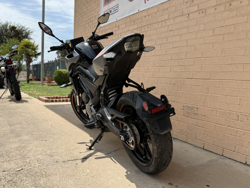 Pre-Owned 2023 CFMOTO 300NK – 292cc Lightweight Naked Street Motorcycle