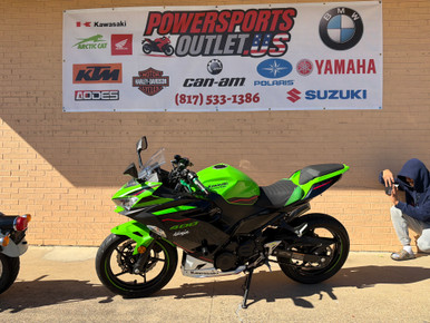 Kawasaki_EX_ninja_400_with_abs