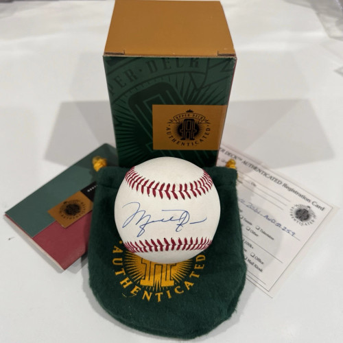 The Finest UDA Michael Jordan Signed Baseball Upper Deck COA Box & Bag!