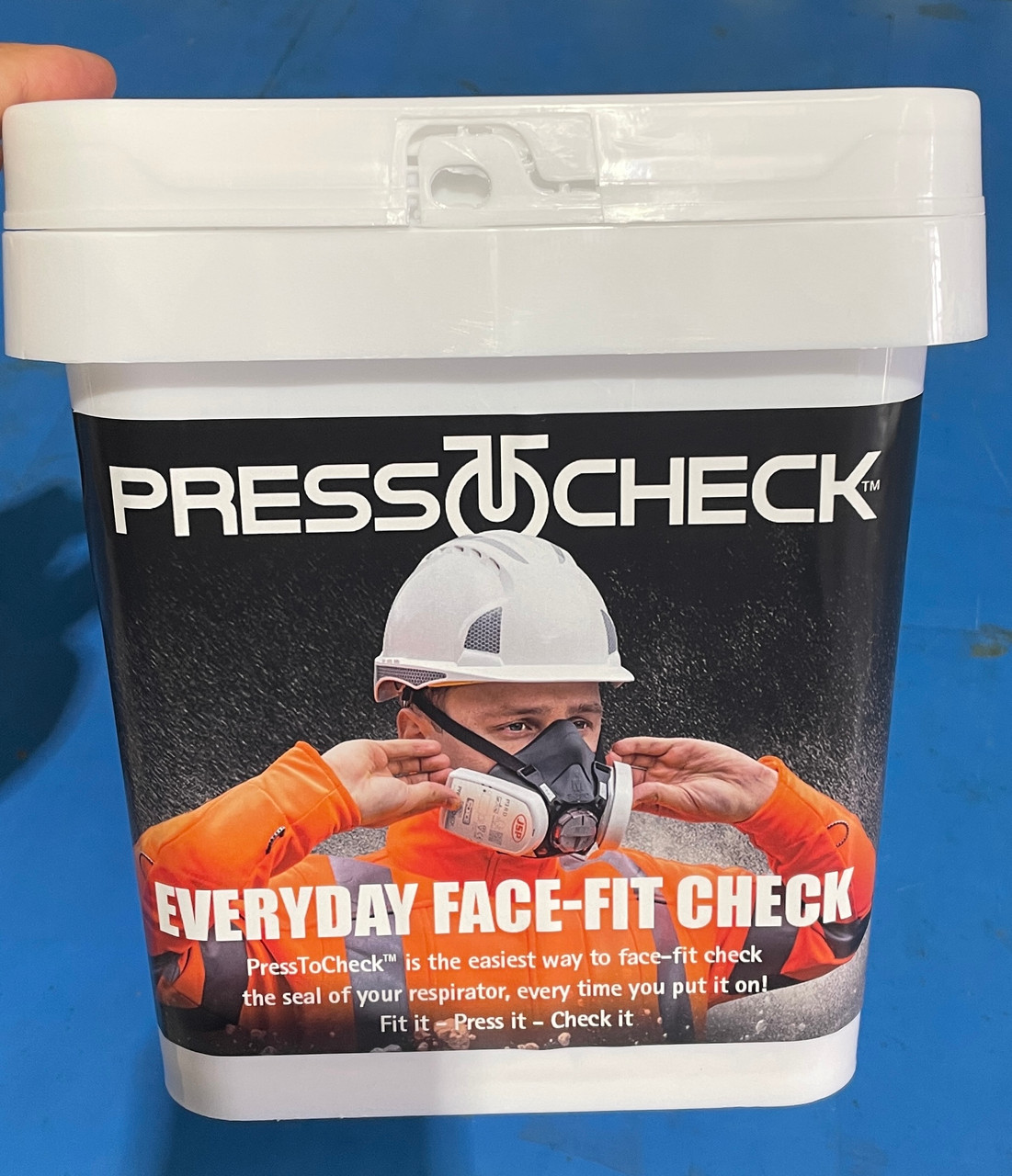 FORCE TYPHOON&trade; Press to Check Bucket