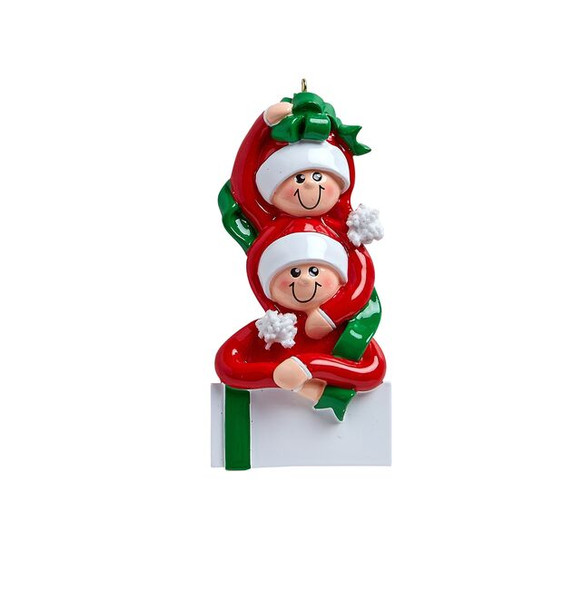 Presents Couple