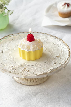Sweet Treat Candle - Strawberry Cupcake