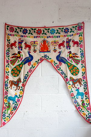 Vintage Toran - Small