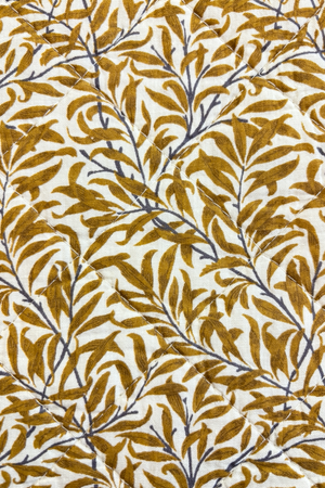 Cotton Quilt 140cm x 180cm - Brown Leaves