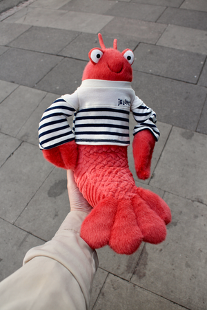 Larry Lobster Sailor Outfit