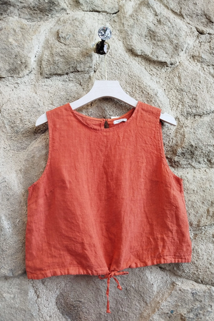 The "Noemi" Linen Top