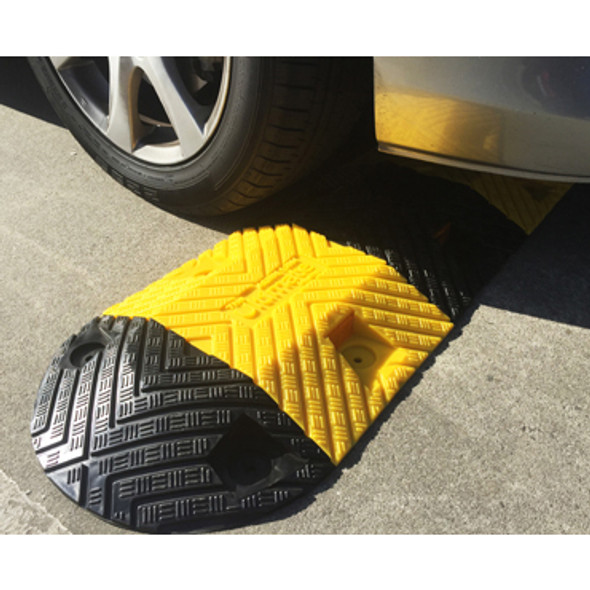 Ultimate Speed Hump - 100 Tonne Heavy Duty - Mid Sections - Australian Made
